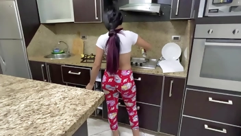 my 18 year old stepdaughter cooking what a delicious view i love to see her big ass