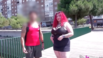 Sexy surveys by Leia Saez: The prize is banging this hot BBW!