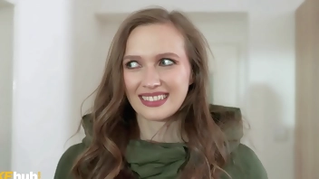 FAKEhub - Babe catfished on tinder date but hes got a huge cock to creampie her - see inside pussy