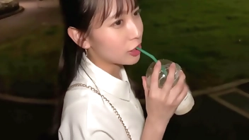 part1 完璧美BODYキレカワ希少種JDのなっちゃん《気持ちよすぎてイキ過ぎちゃうなし崩し生ハメせっくす》美顔美乳美尻&背骨浮き出るスリムBODYが完璧の希少種JDを生ハメ！/マイペースさ。照れ大爆発で顔真っ赤の慣れてない感じや、イキ過ぎたくないけどエッチはしたいいじらしさ…全部がカワイッ！/パイパンミニま●こに中出し！！