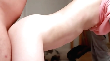 【素人】舞30代セックス大好きパイパン主婦。寝起き中出しセックス旦那が夜勤でデブ彼をお泊まりさせてたくさん膣内射精をしちゃう変態貧乳パイパン不倫妻。