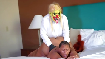 BBW Slut Charlie Gets Aquainted With Gibby The Clowns Fat Cock After Her Boyfriends Leaves Hotel Room