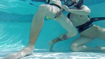 Minnie Manga eats huge cock underwater