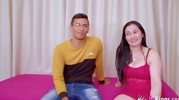 Desperate mommy Perla Brites wants to have sex with her young neighbor!