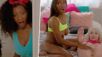 Ebony stepMom Joins an Interracial Squirting Threesome with her Lesbian stepDaughter — MILFED