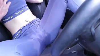 Stepmom SQUIRTING EVERYWHERE in the car before a Workout