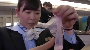 #1「制服・下着・全裸」でおもてなし　またがりオマ〇コ航空 11　デカ尻便