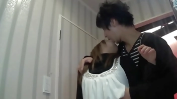 #2母に気を遣い義父の異常な愛欲に躰を玩具にされても堪え忍ぶ娘