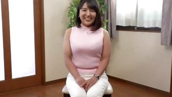 初撮り人妻ドキュメント　春日里菜　＜ダイジェスト付＞