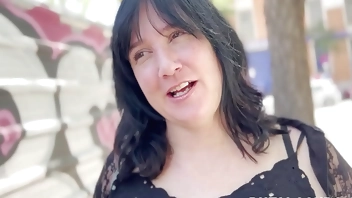 Chubby Milf also wants dick